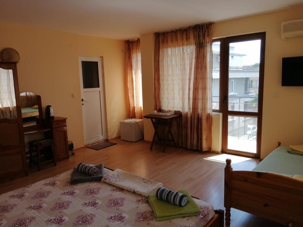 Guest House "Zora - Sarafovo" Бургас Екстериор снимка