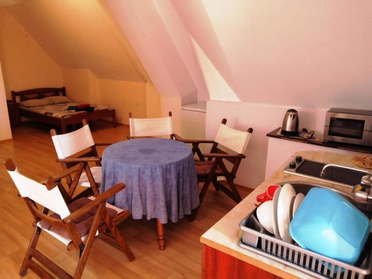 Guest House "Zora - Sarafovo" Бургас Екстериор снимка