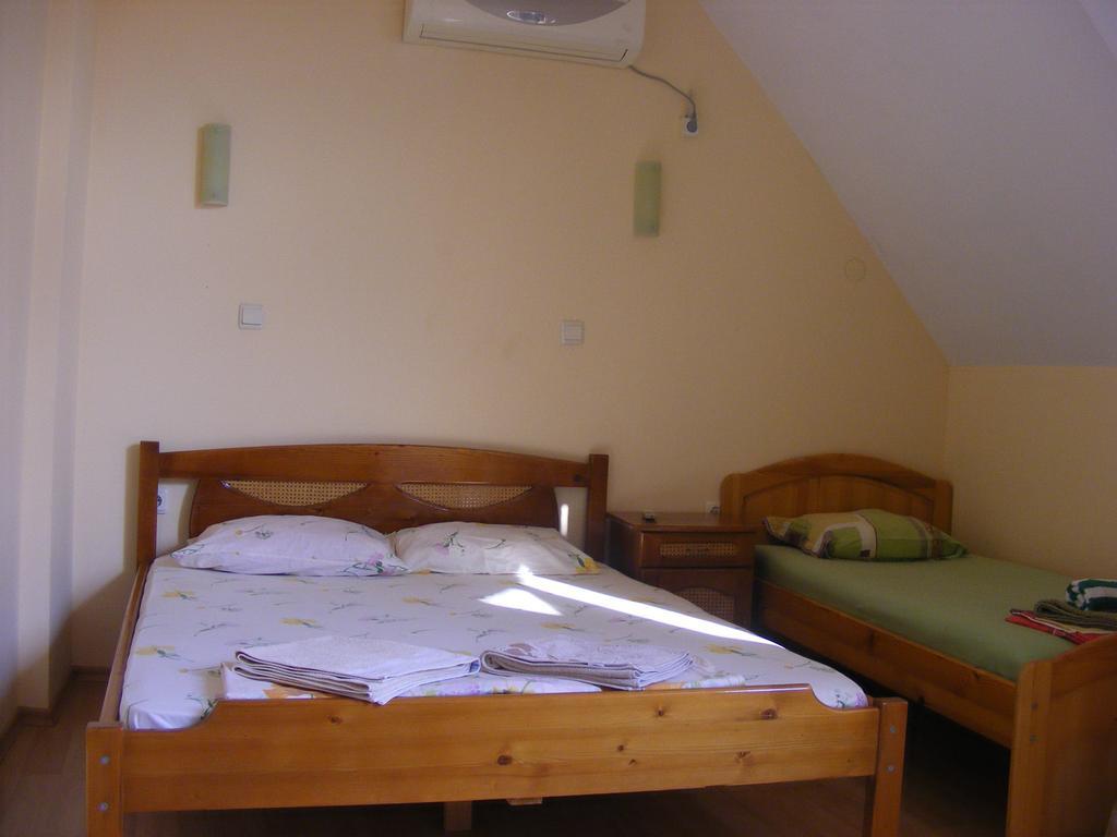 Guest House "Zora - Sarafovo" Бургас Екстериор снимка