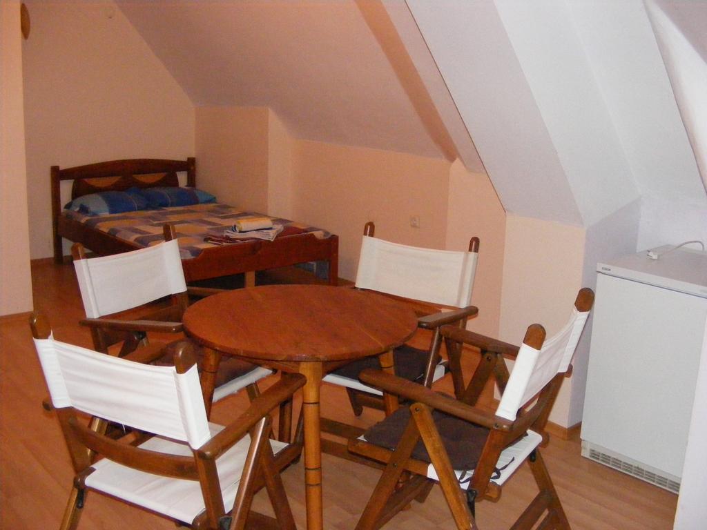 Guest House "Zora - Sarafovo" Бургас Екстериор снимка
