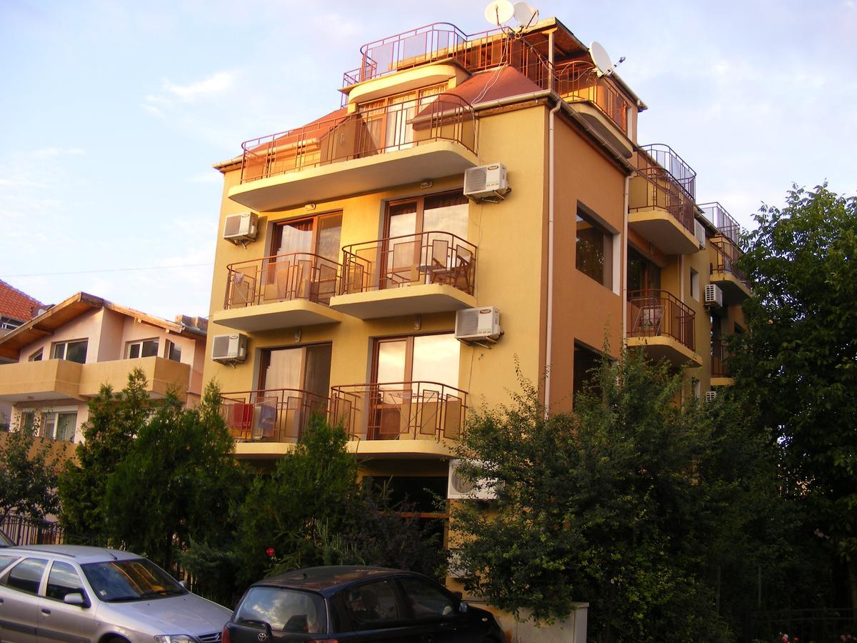 Guest House "Zora - Sarafovo" Бургас Екстериор снимка