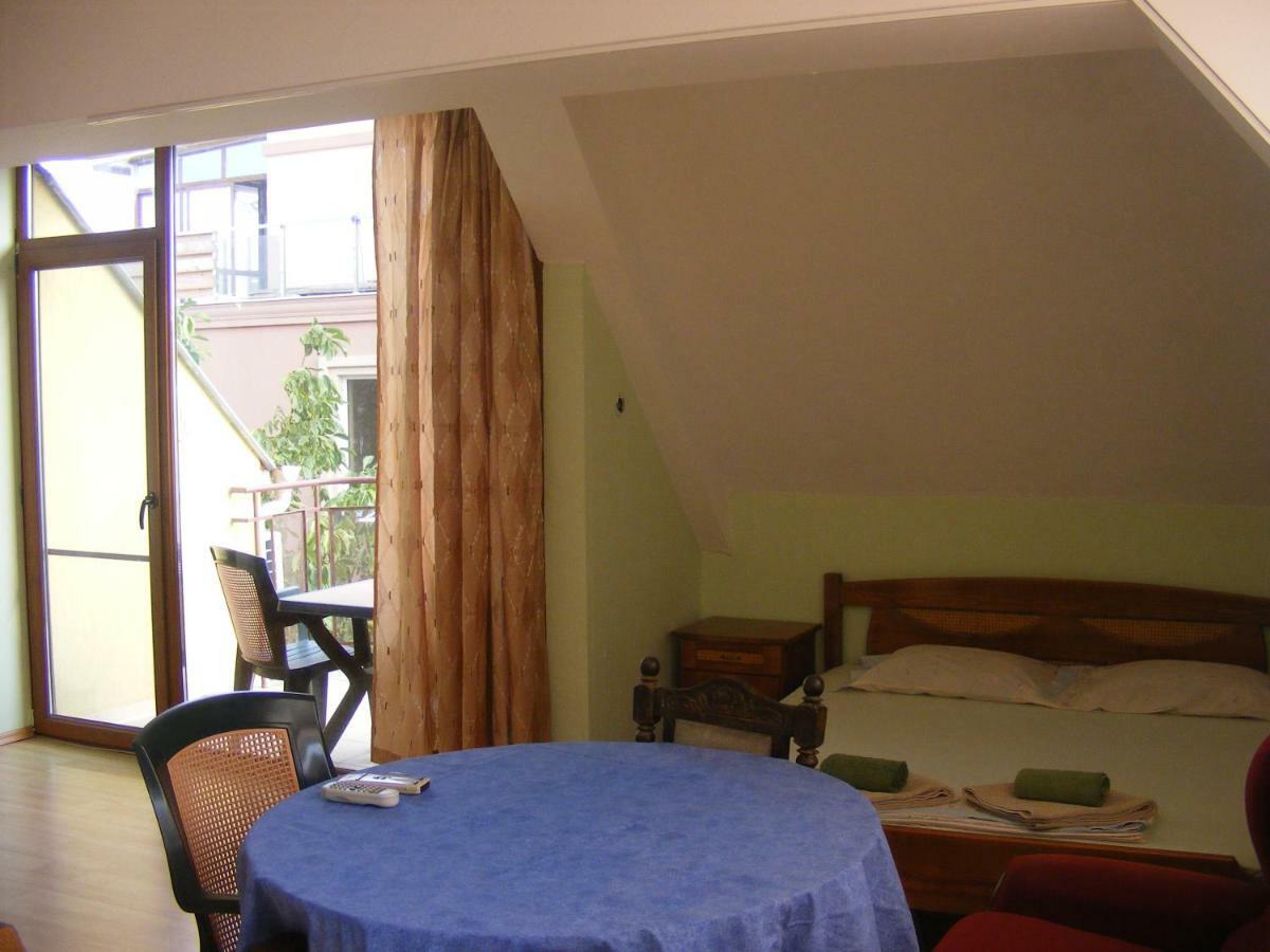 Guest House "Zora - Sarafovo" Бургас Екстериор снимка
