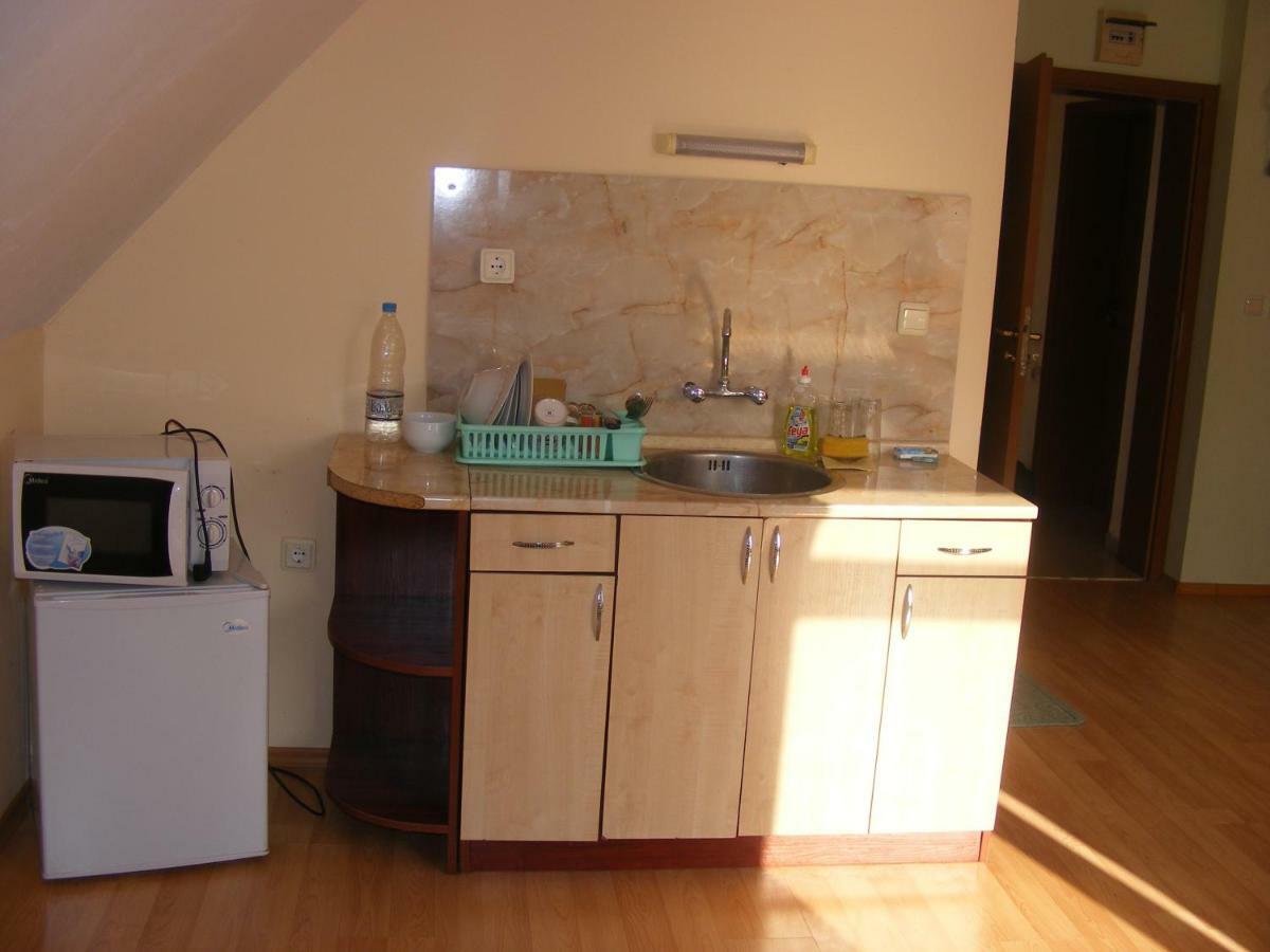 Guest House "Zora - Sarafovo" Бургас Екстериор снимка